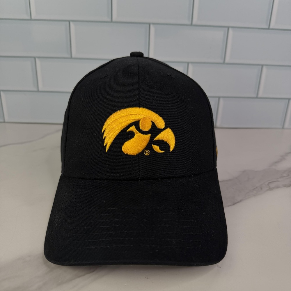 Iowa Hawkeyes‎ Hat Cap Strap Back Kids Black NCAA College Football Tigerhawk 47